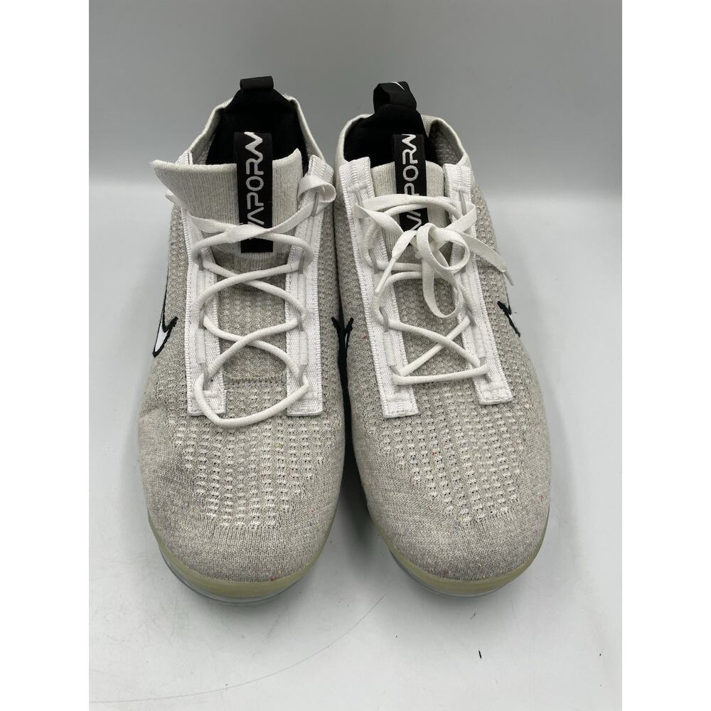 Nike Air VaporMax 2021 Flyknit Monochrome Size 11.5 - Excellent Condition